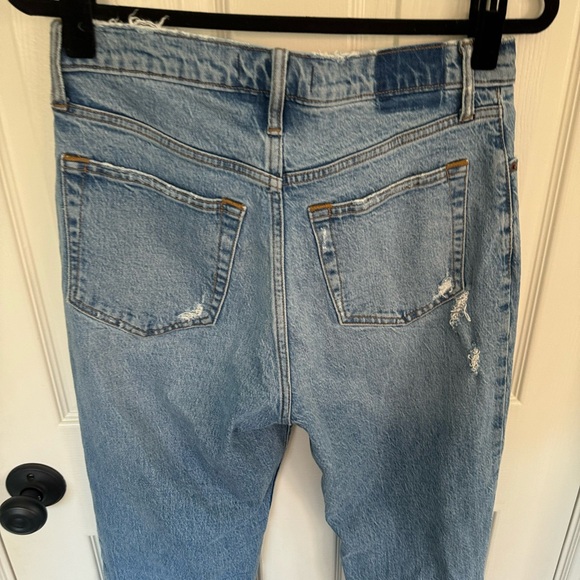 Abercrombie & Fitch The Dad High Rise Jeans - Picture 9 of 11